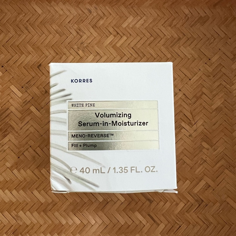 Korres Volumizing Serum in Moisturizer